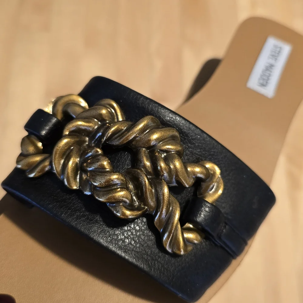 Steve Madden Ilana Black Chunky Gold Slide Sandals Size 9M NEW